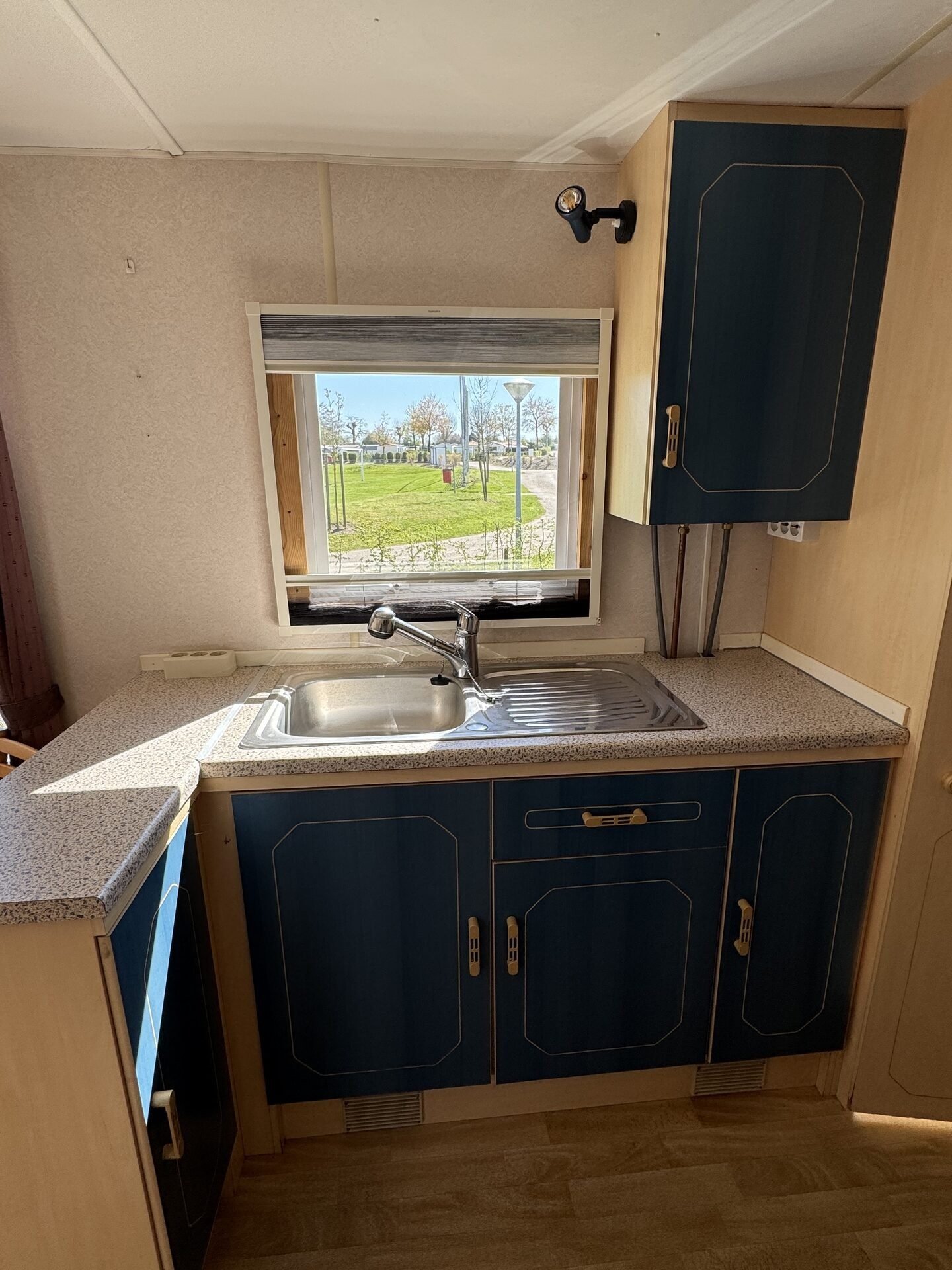 Image00004 69d63d2ec3593