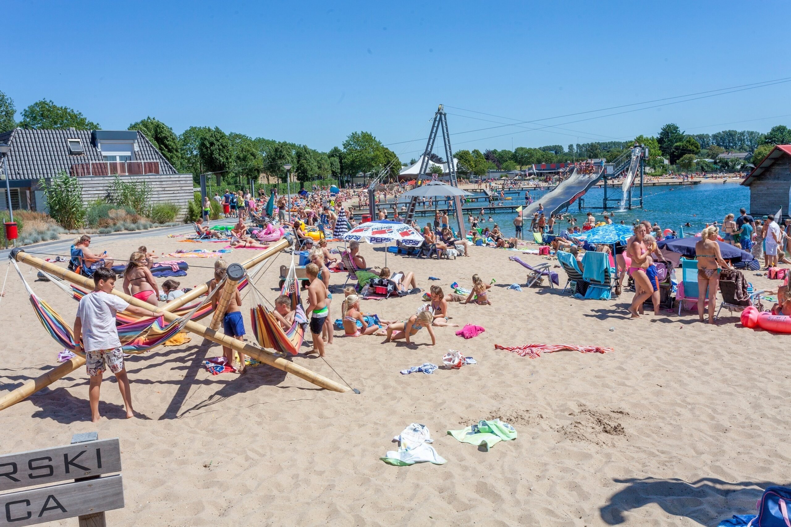Strand zwemmen beesd