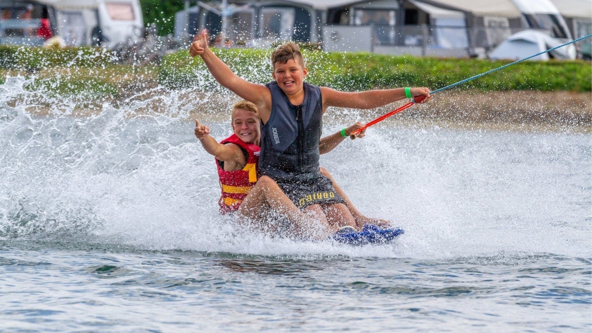 Waterski bij betuwestrand 5